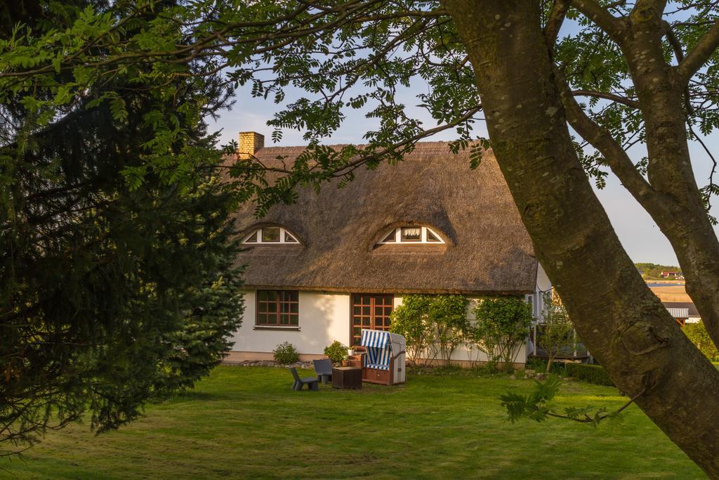 Dat Witte Hus Moritzdorf Ruegen Ferienwohnungen - Ruhige Lage Exterior foto